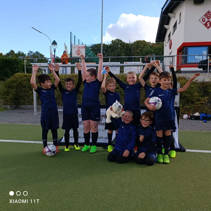 Gruppenbild von Kinder des VfL Brohl